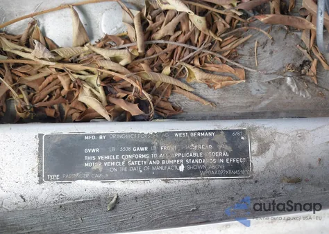 1981 Porsche 924 from USA, damaged, VIN WP0AA092XBN451870